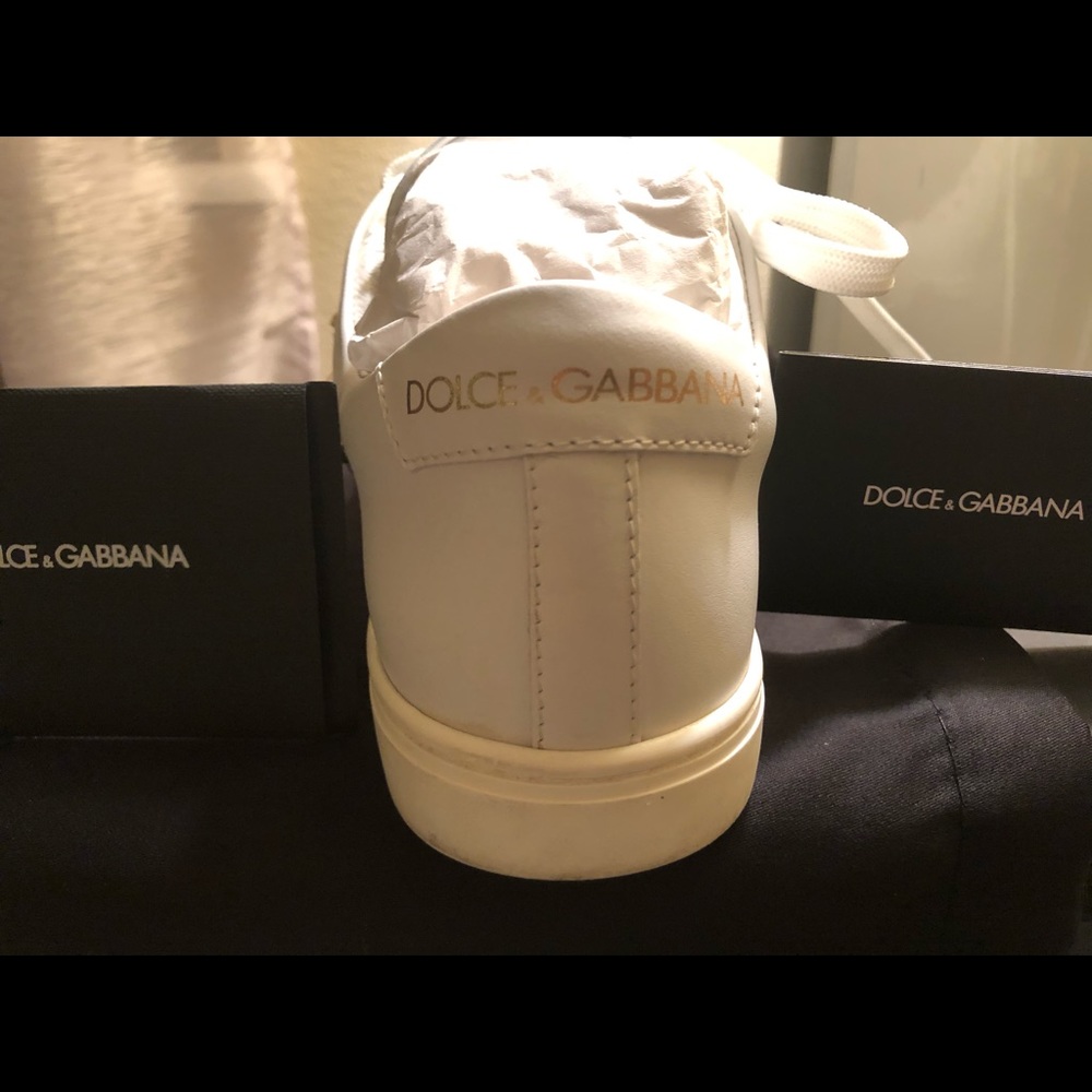 Sneakers - Picture 4 of 8